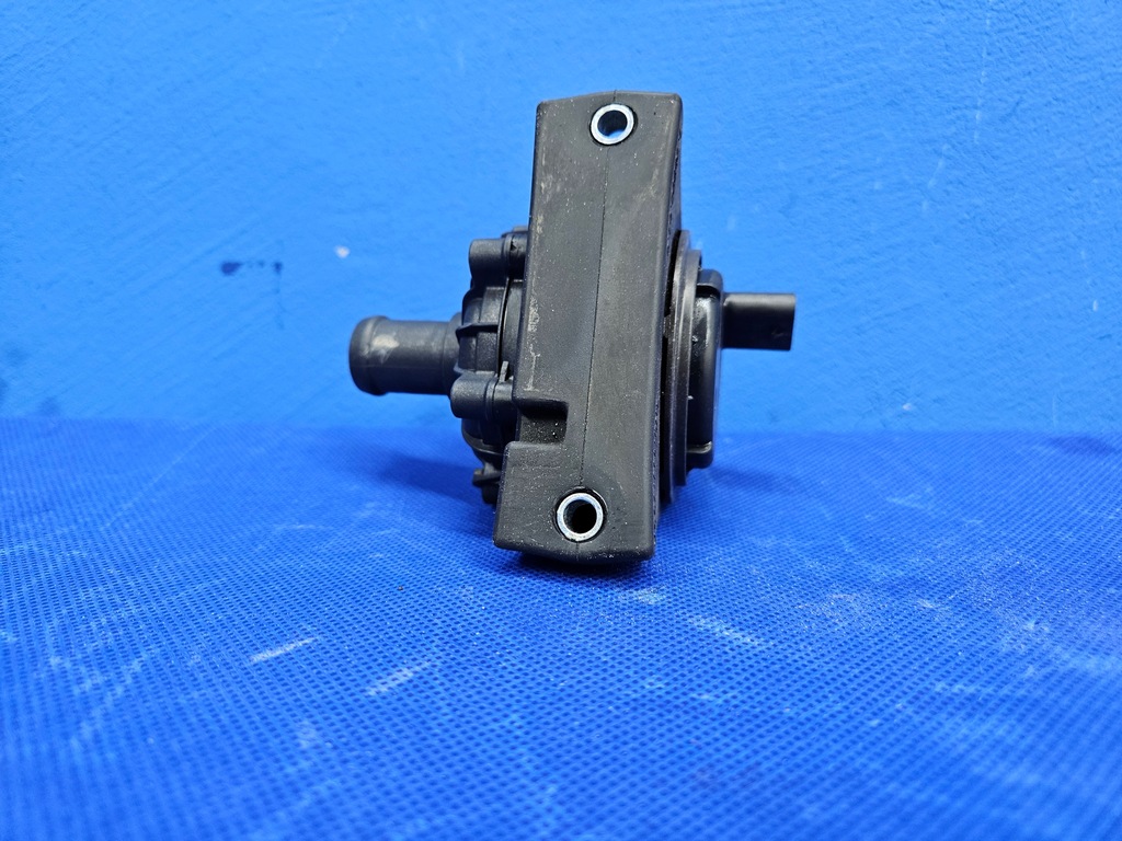 фото №6, Audi q8 e-tron 55 додаткова насос помпа wody циркуляційна 4ke121601