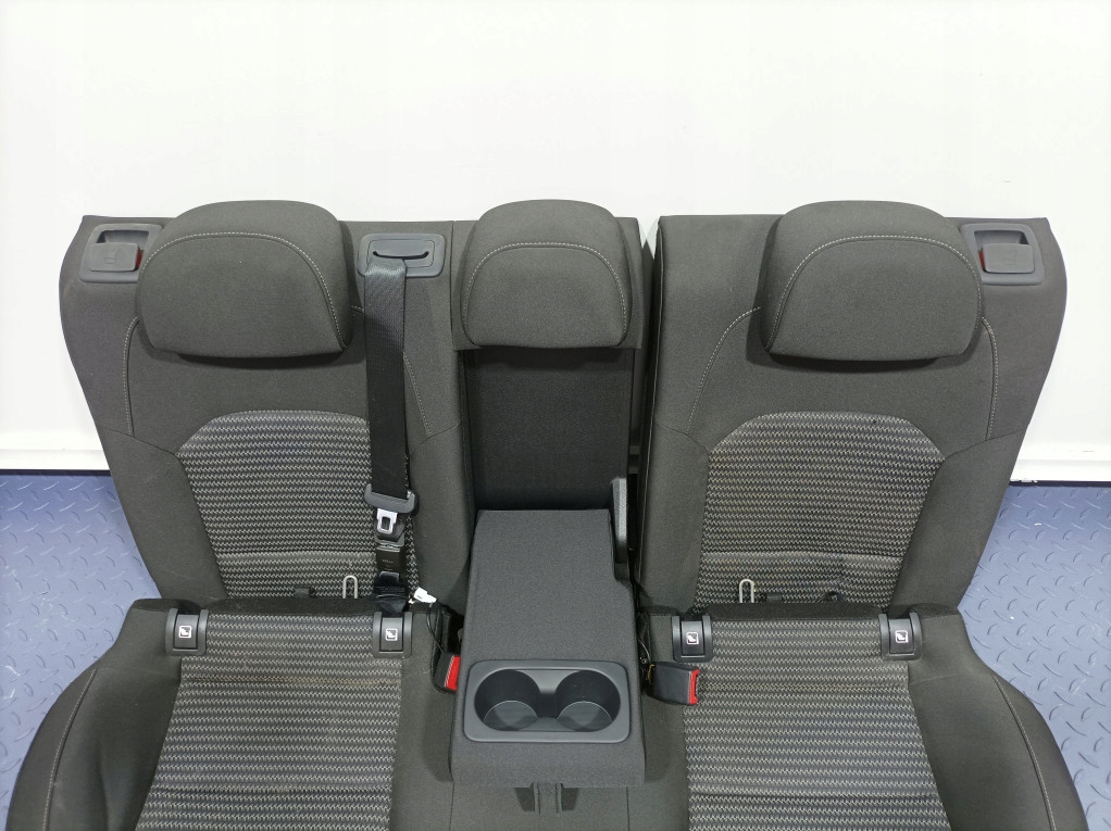 фото №7, Kia ceed iii lift kombi заднє сидіння сидіння спинка задня