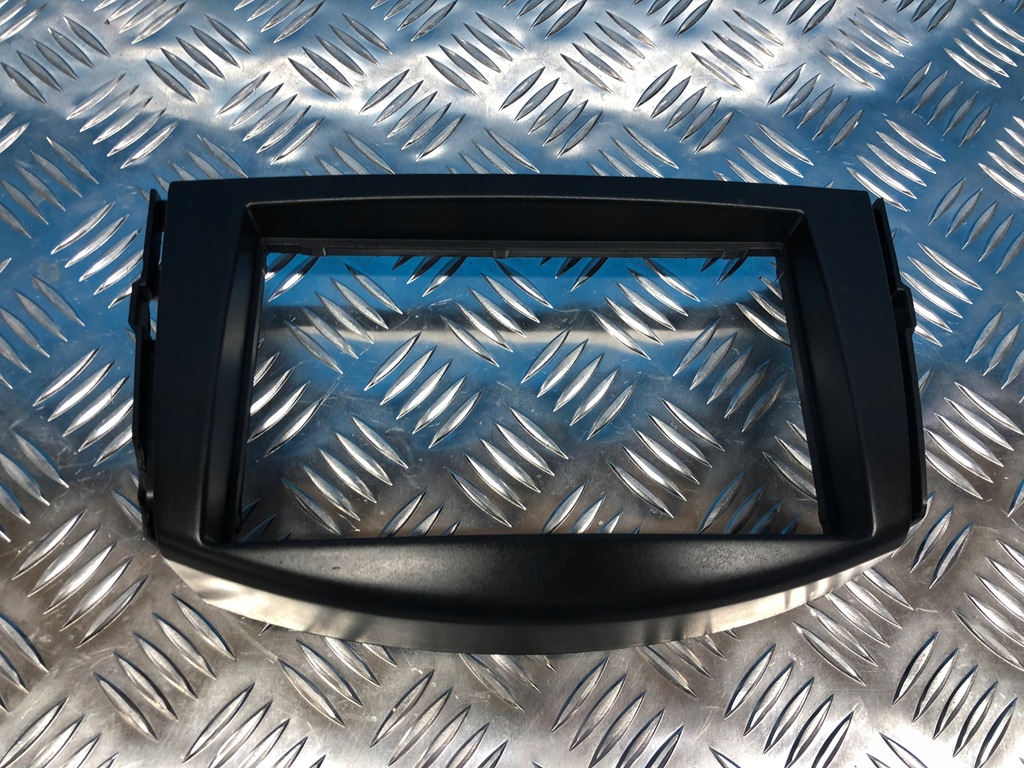 фото №1, Toyota rav4 iii рамка радио навигации