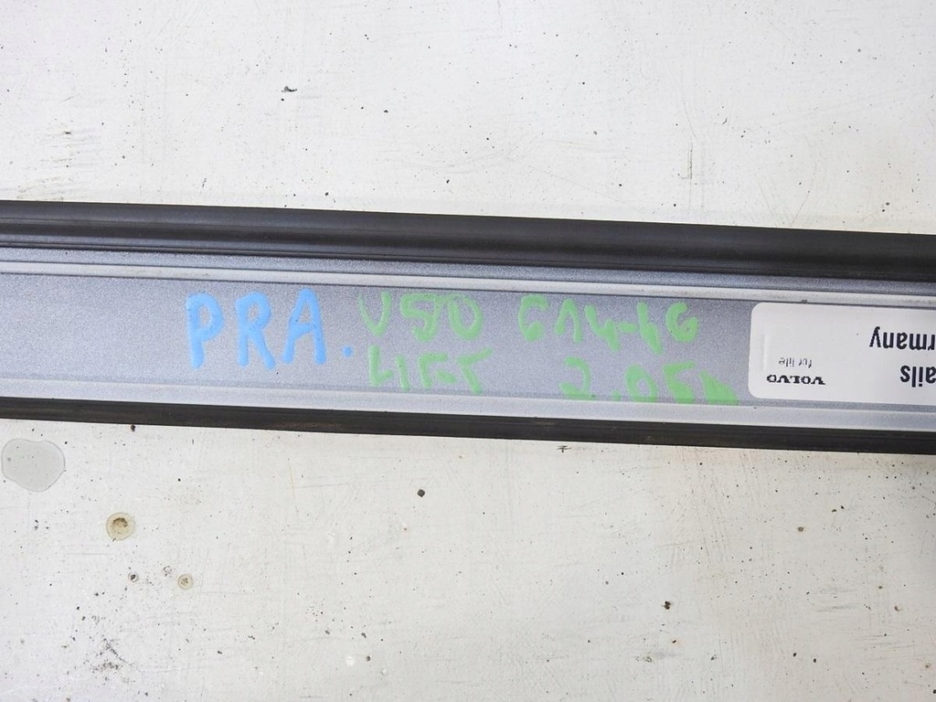 фото №5, Молдинг дахова дах права 614-46 volvo v50 lift