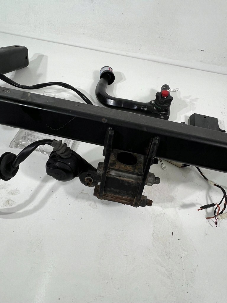 фото №14, Hak съемный audi a4 s4 b8 8k 2010 комплект