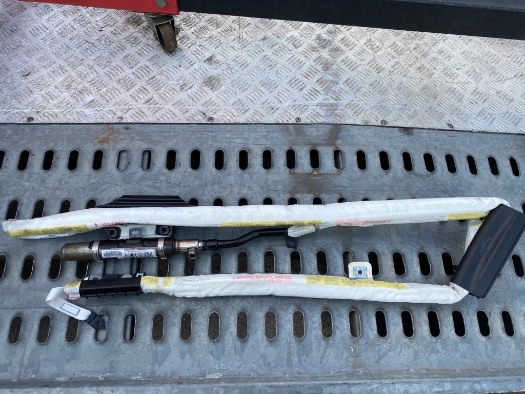 фото №1, Шторка безпеки air bag права hyundai ix35 sportage iii