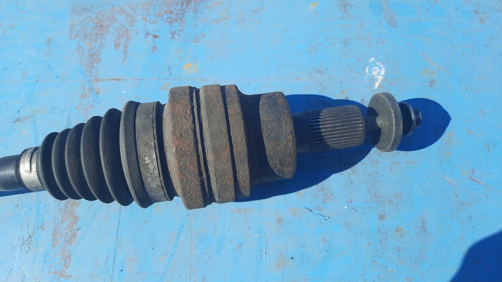 фото №2, Приводной вал задняя p30651528 volvo xc90