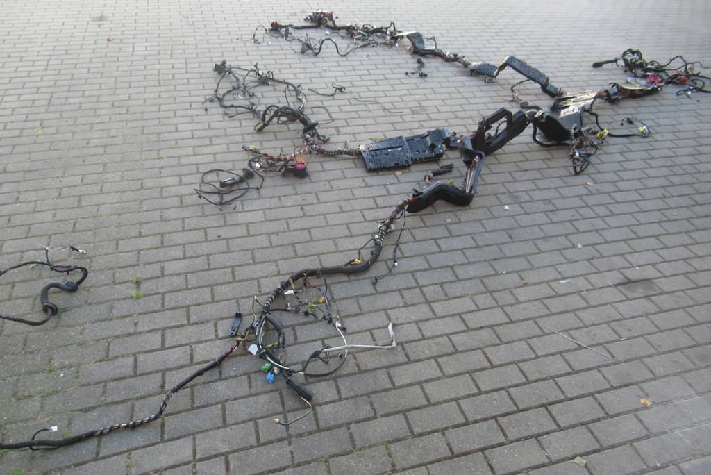 фото №1, Mercedes w213 6.3 amg жгут электропроводка салона hud радар панорама