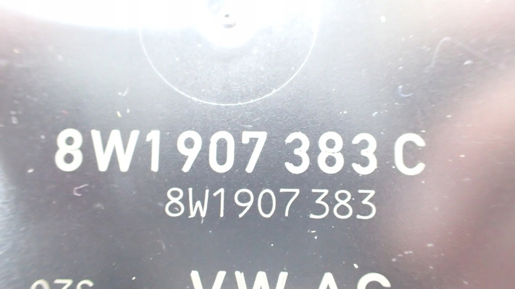 фото №7, Nowa жгут + оригинальный новый модуль + кнопка фаркоп электрический audi q7