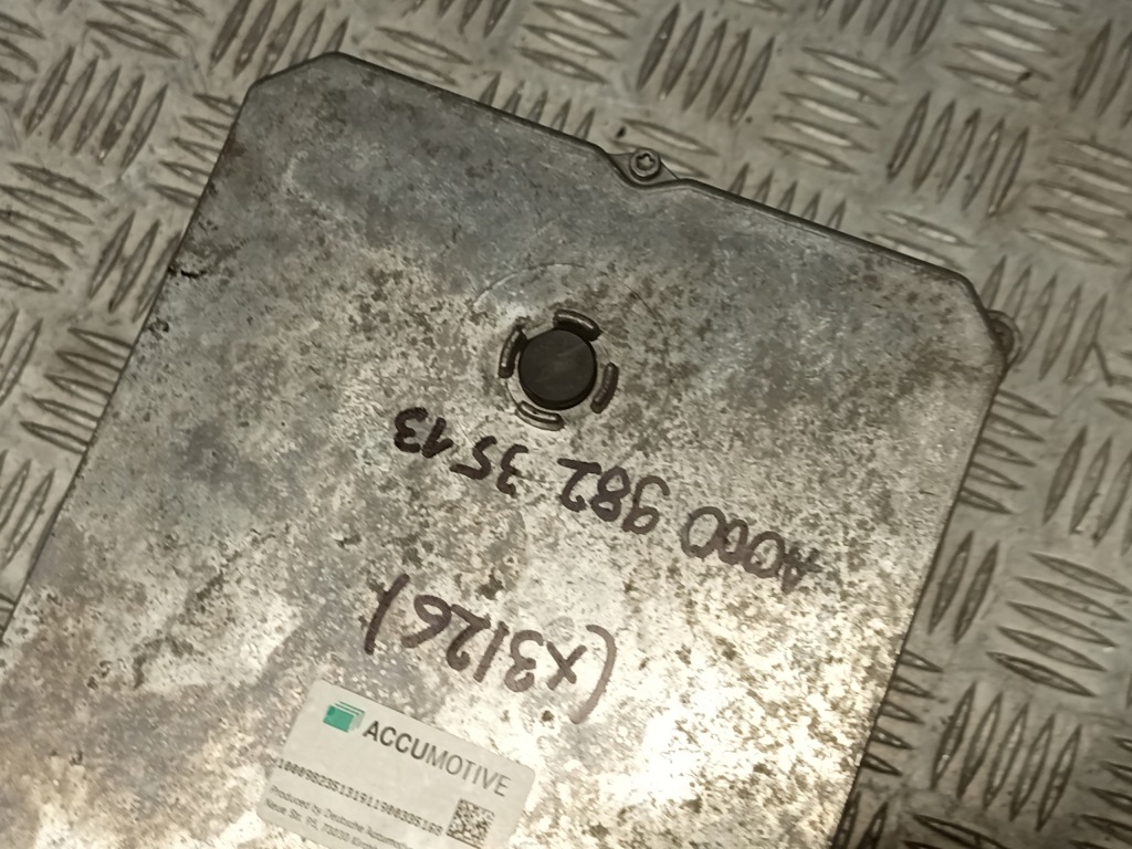 Mercedes оригинальный номер a0009823513 c w205 аккумулятор аккумулятор гибрид Оригинал