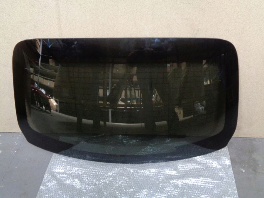 фото №2, Mercedes c w205 скло задня задня sedan