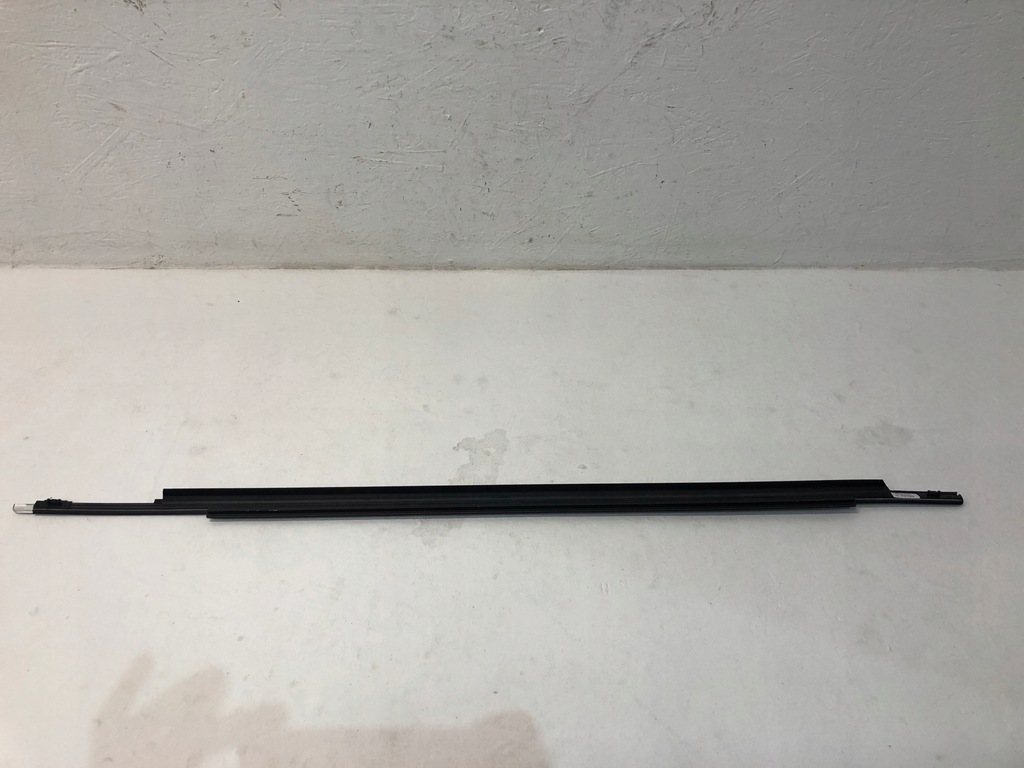 фото №4, Volvo xc90 r.design молдинг дверь правая