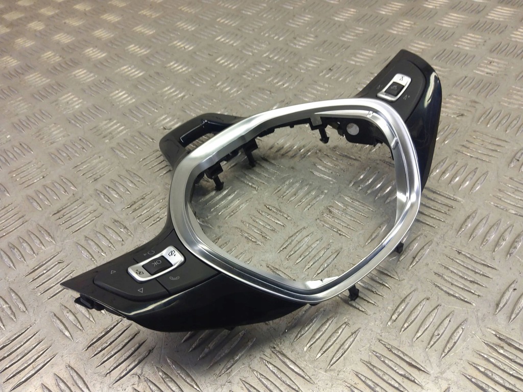 фото №7, Volkswagen e-up 2021 переключатель / кнопка руля