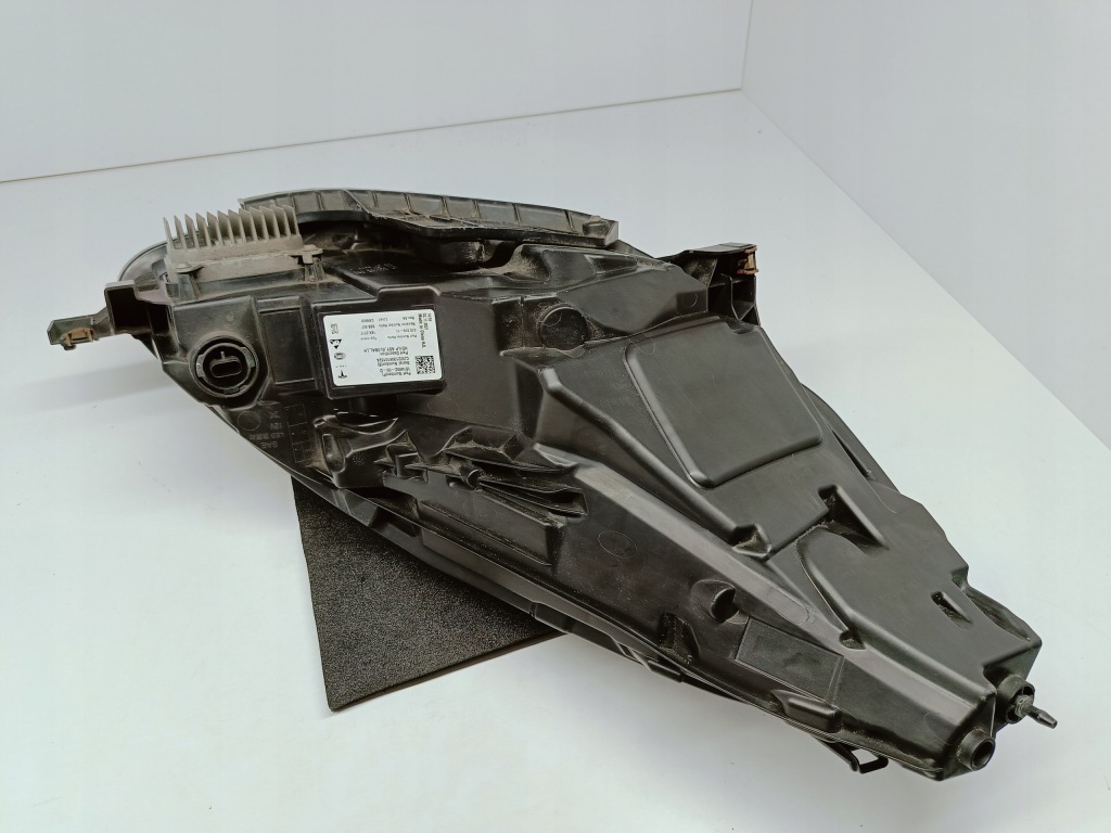 Tesla model 3 m3 my y рестайлінг  20- фара перед ліва full led європа  1514952-00-d Оригінал