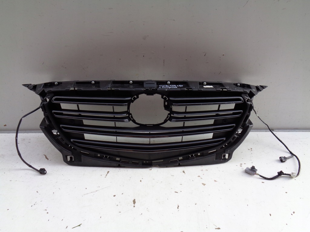 фото №1, Решётка радиатора решётка радиатора mazda cx3 18- lift + датчики