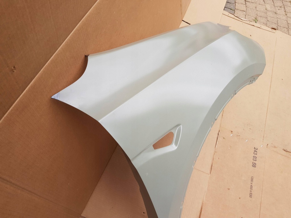 Купити Tesla model y 20- крило правий передній перед оригінал. now.