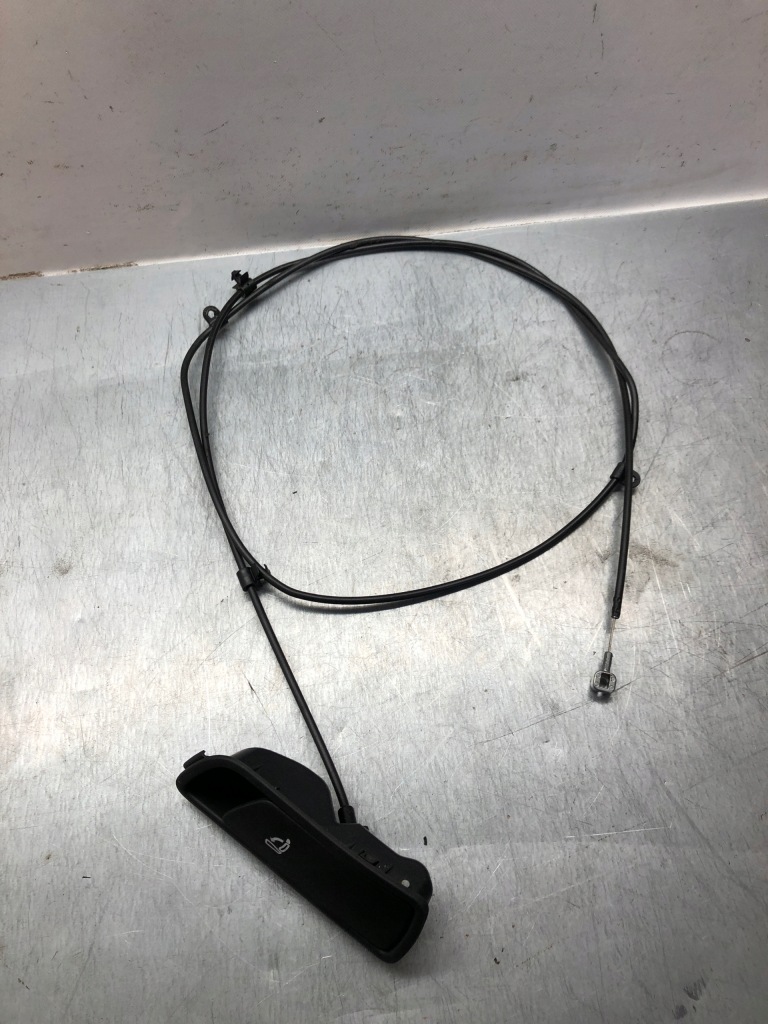 фото №1, Q5 8r ручка сиденье трос правый задняя 8r0885682a