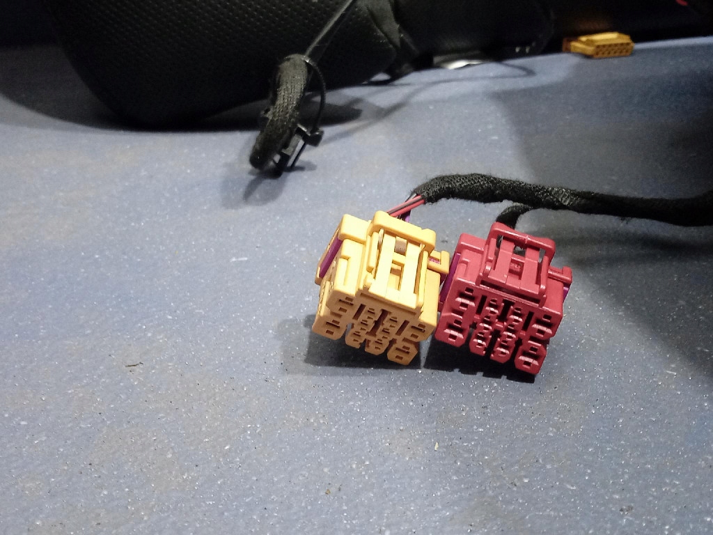 фото №6, Porsche panamera ii 971 turbo s сидіння заднє сидіння обшивки комплект