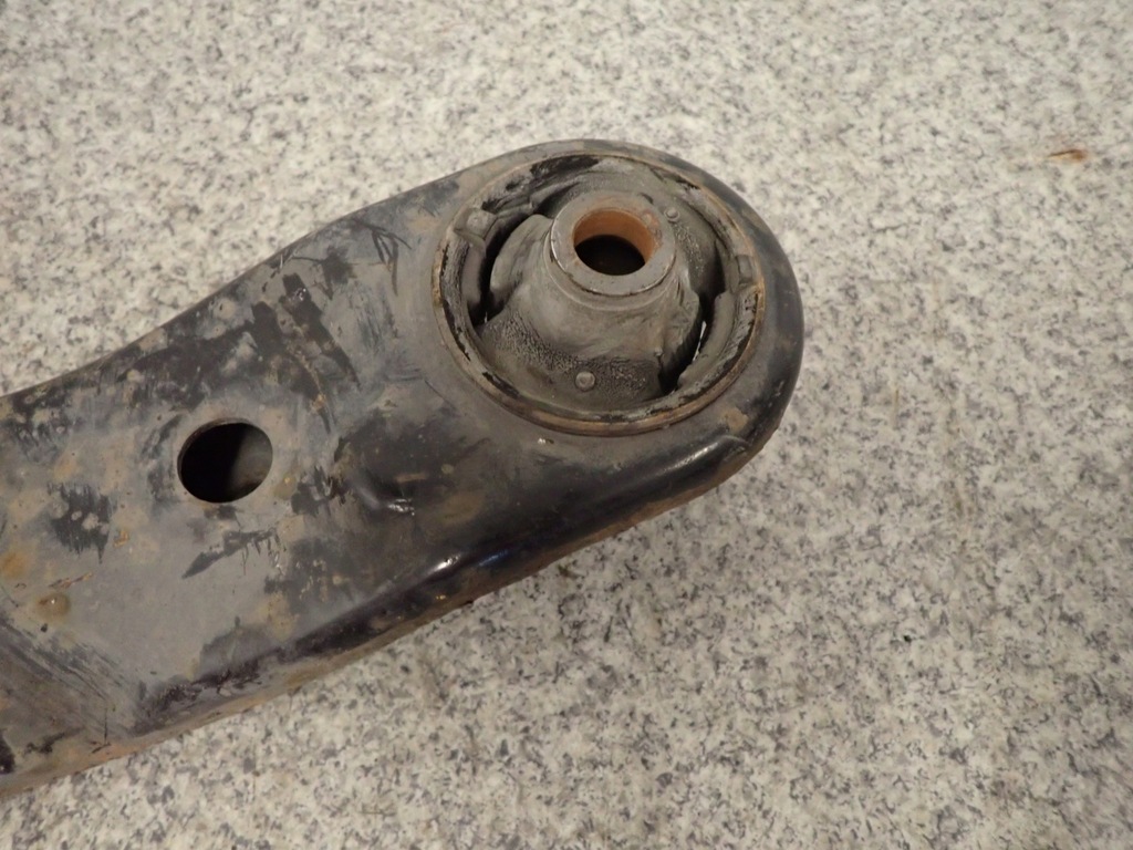 фото №5, Toyota auris 1.3i 06- рычаг передний правый