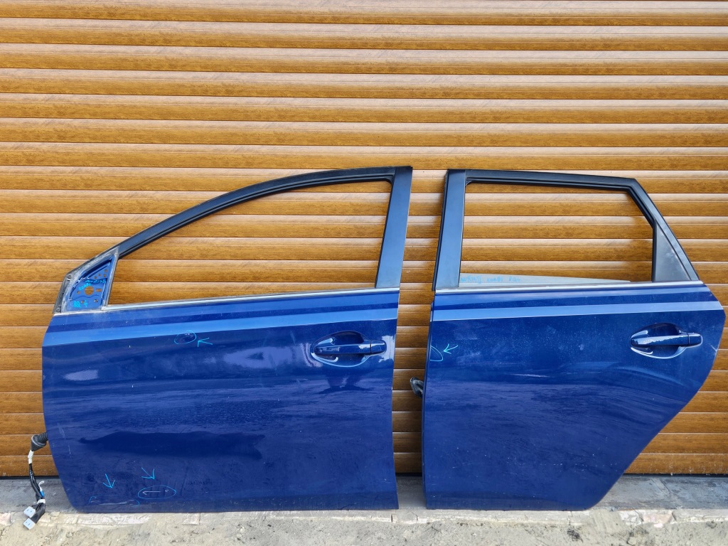 фото №1, Toyota auris ii 12-18 дверь левая перед передние 8q4