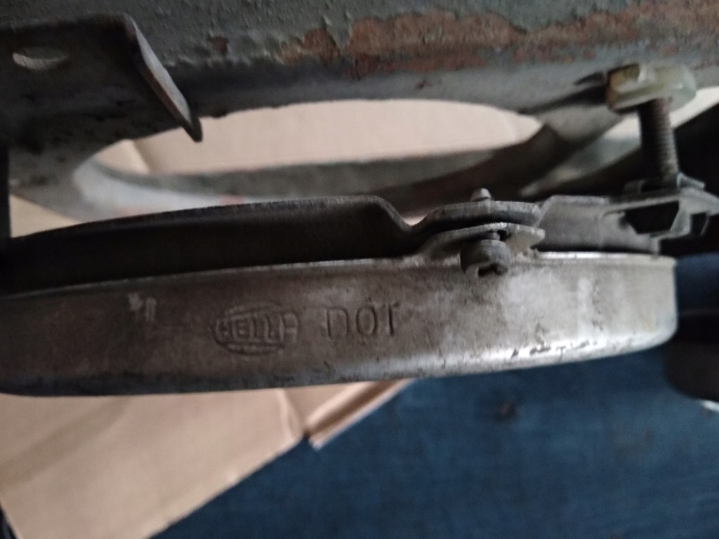 фото №9, Лампа фара vw passat b1 hella 310110480