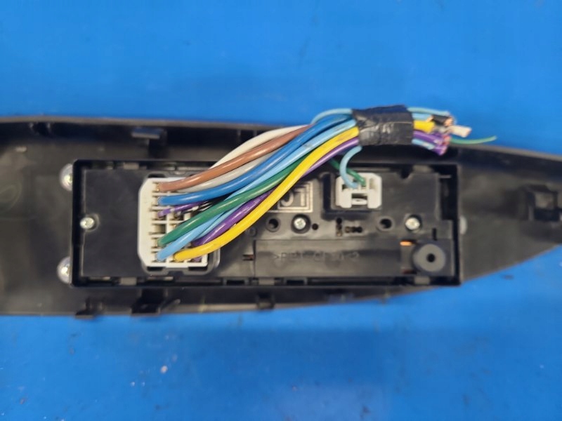 фото №5, Модуль керування підйомниками скло lew. mitsubishi mirage 13 8608a235