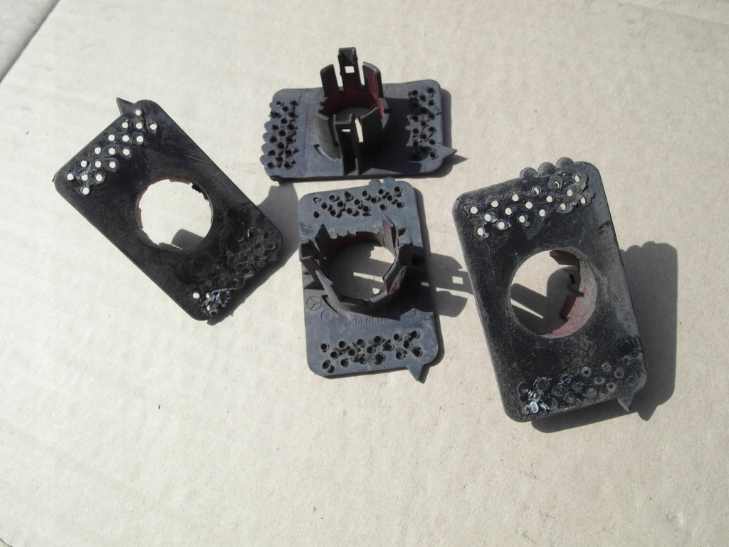 фото №1, Mercedes w176 корзина корпус датчика pdc задня