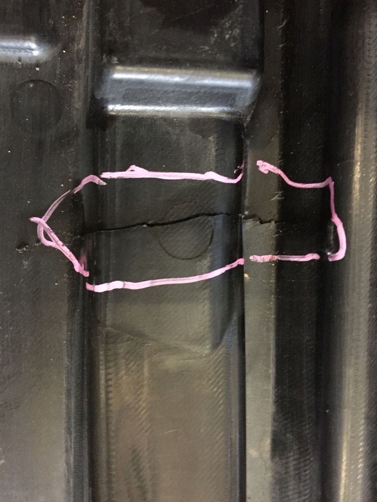 Audi a4 b8 a5 накладка плита пол подвеска левая в Украине