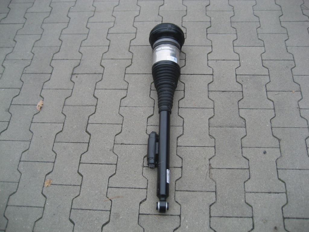 фото №1, Mercedes 223 w223 s klasa амортизатор задняя правый