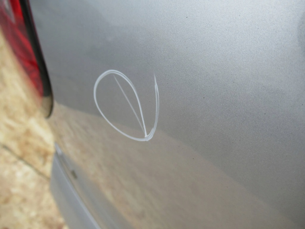 фото №11, Крышка багажника задняя citroen c4 picasso lift 11-