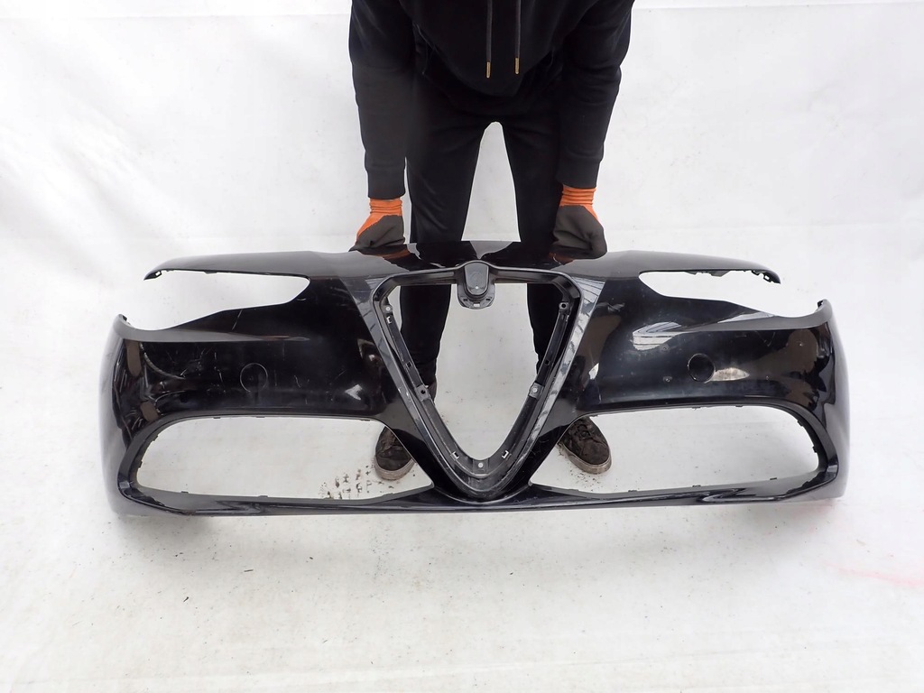 фото №1, Alfa romeo giulia 16- бампер перед передний