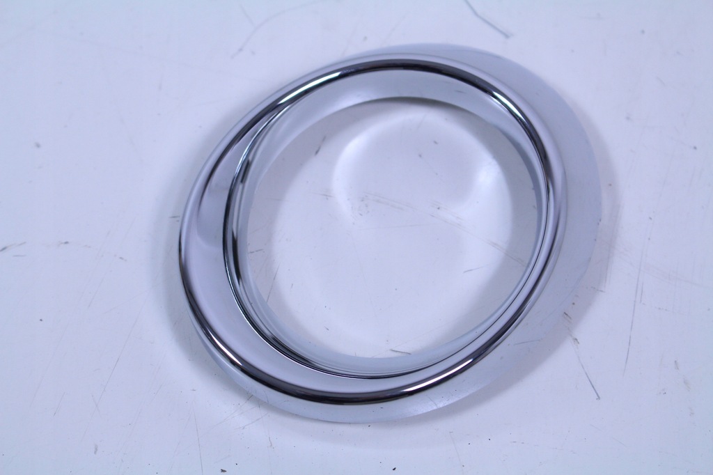 фото №1, Рамка хром протитуманної фари mercedes w204 a2048850974