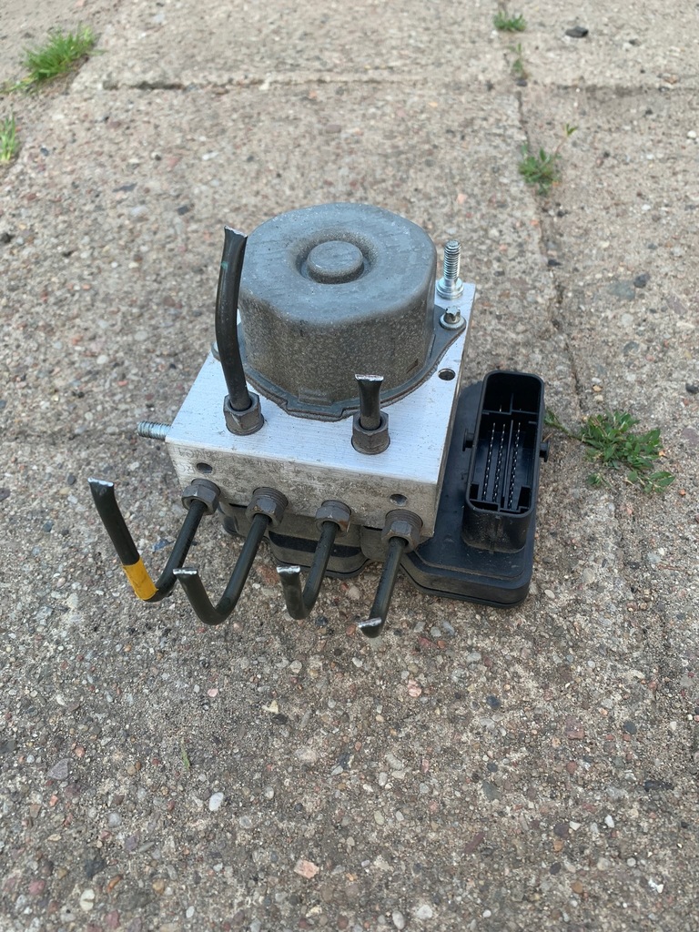 фото №1, Renault clio iv 1.5dci насос abs 476608428r