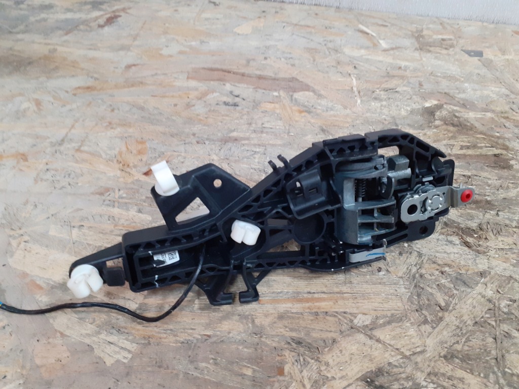 фото №3, Camaro 2016- ручка дверь левая keyless