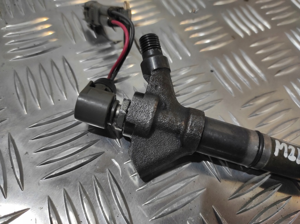 фото №6, Форсунка инжектор lexus is 220 d 2.2 d 177 km 23670-26020 denso 01h05525