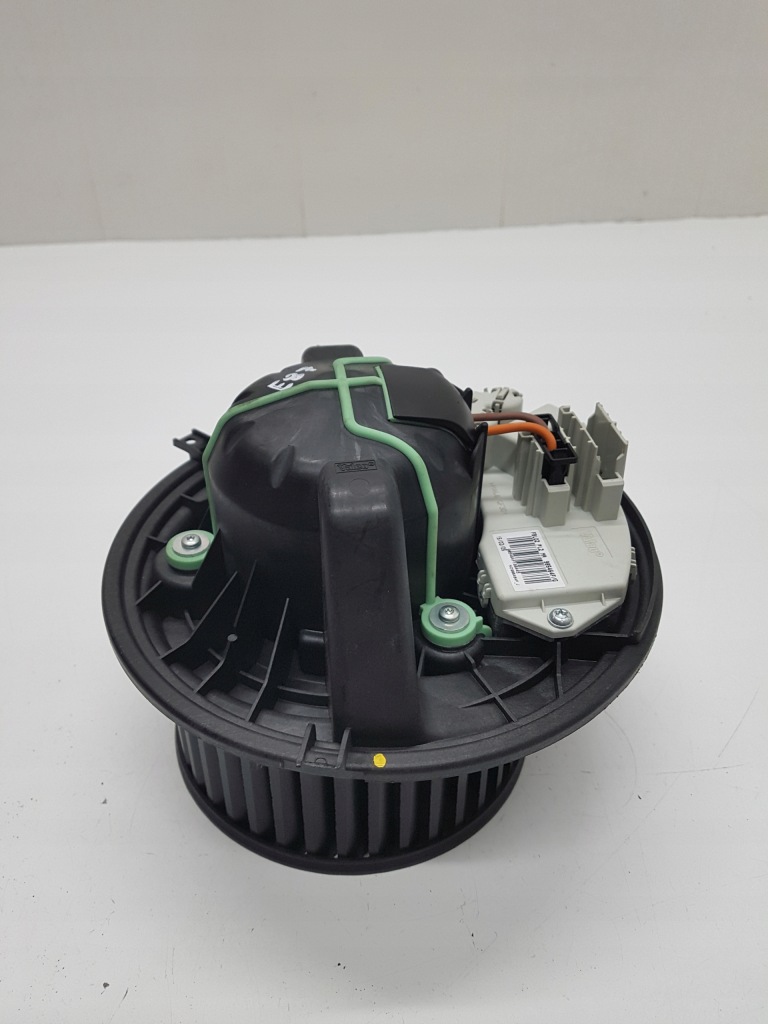 фото №1, Вентилятор воздуходувка bmw 1 e81 6933663 eu