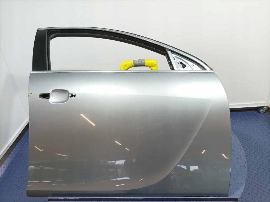 фото №1, Opel insignia a двері перед передні праве z179