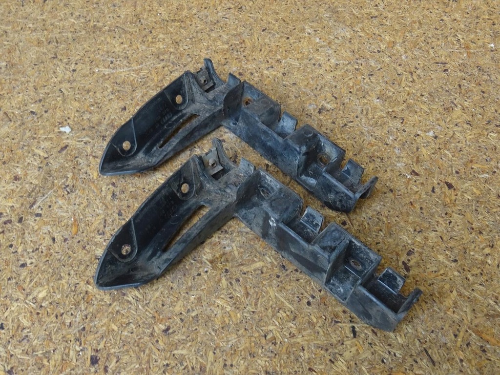 фото №12, Audi tt 8j 06-14 кронштейн направляющая бампера правый перед передний 8j0807184b