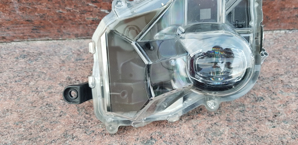 фото №3, Lexus ux противотуманная фара led левый bez подсветка