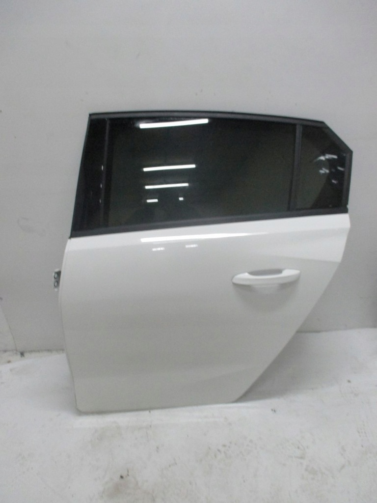 фото №1, Дверь левая задние opel astra l h.b