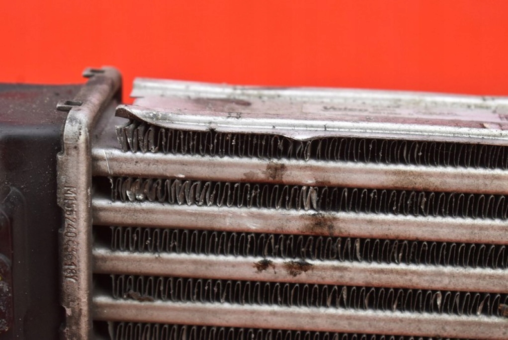 Радіатор інтеркулер p9675627980 peugeot 308 2 2 t9 1.5 hdi 130 km 17-21 Зі Шроту