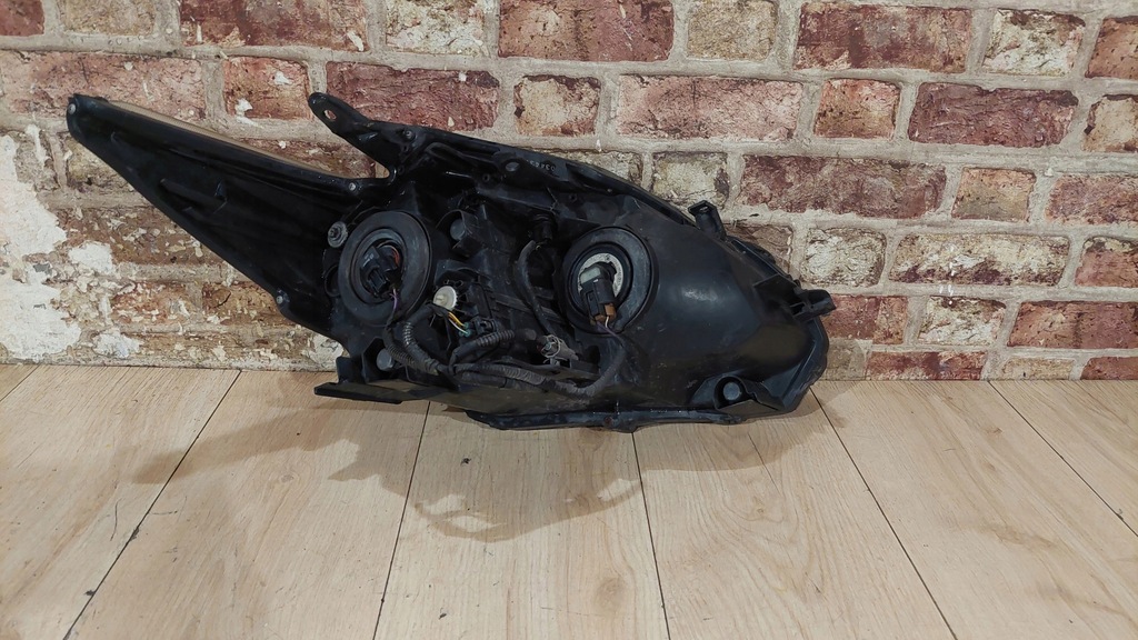 фото №5, Лампа перед левая toyota prius iii 2009/2015 rok anglik