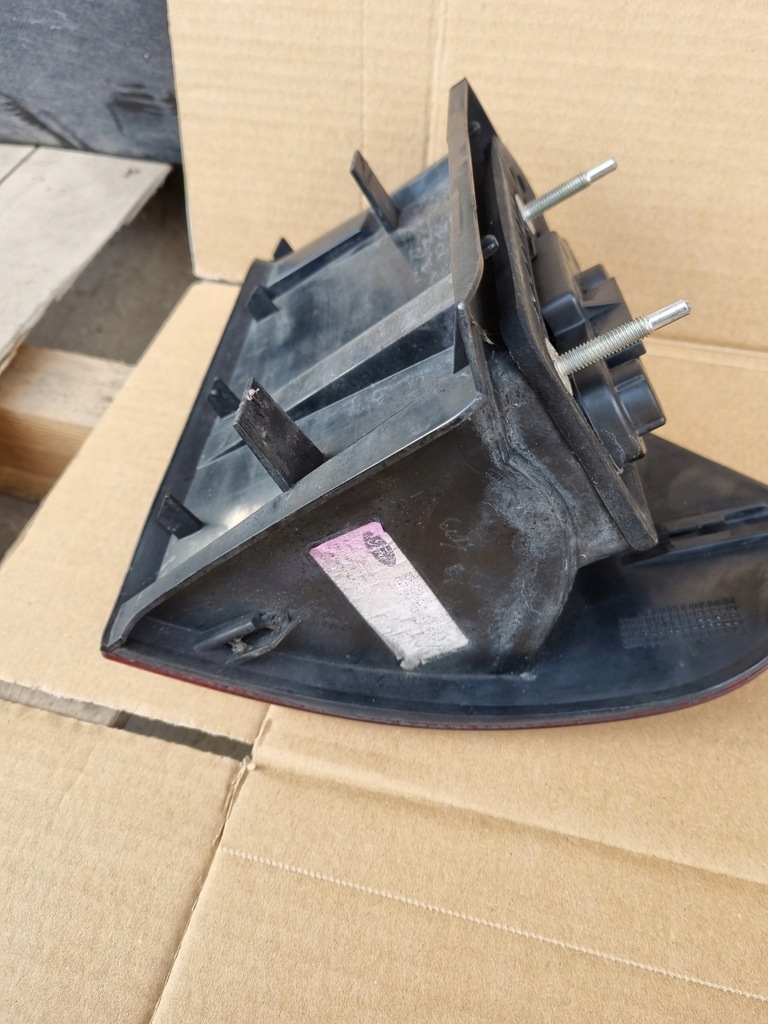 фото №9, Ford galaxy mk3 10r 5d лампа левая задняя 162455