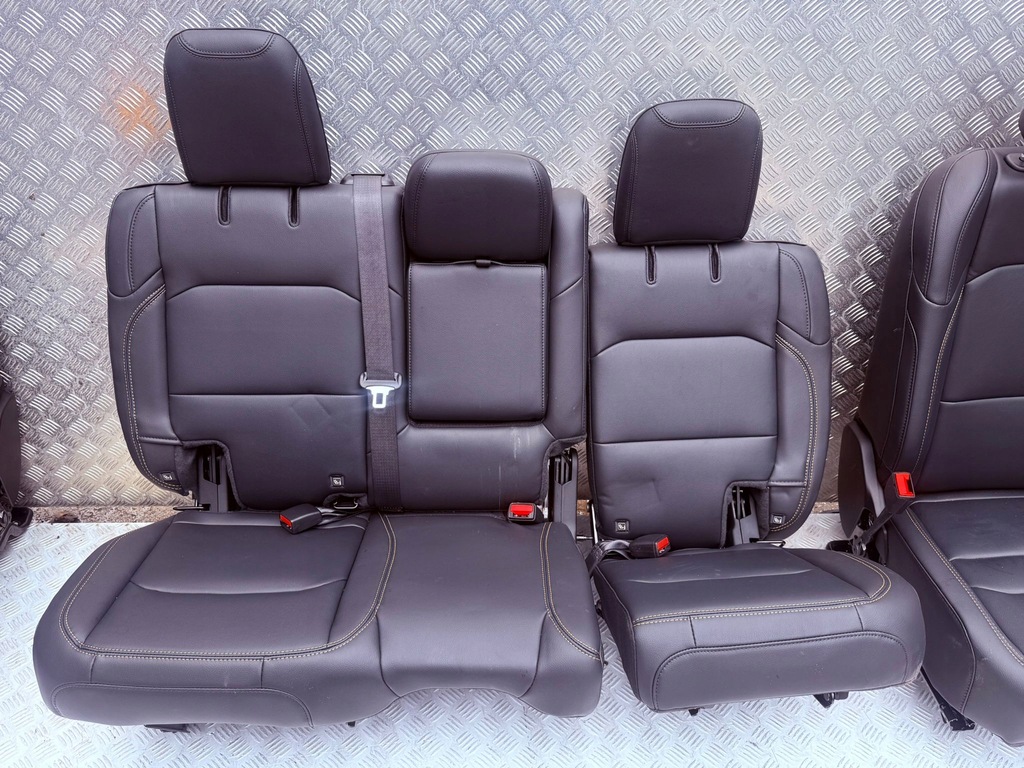 фото №15, Салон jeep wrangler jl 2025 сидіння обшивки тунель jak nowe