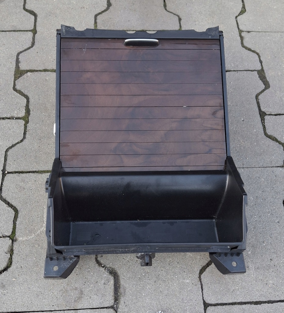 фото №1, Mercedes gle ml w166 бардачок na чашки