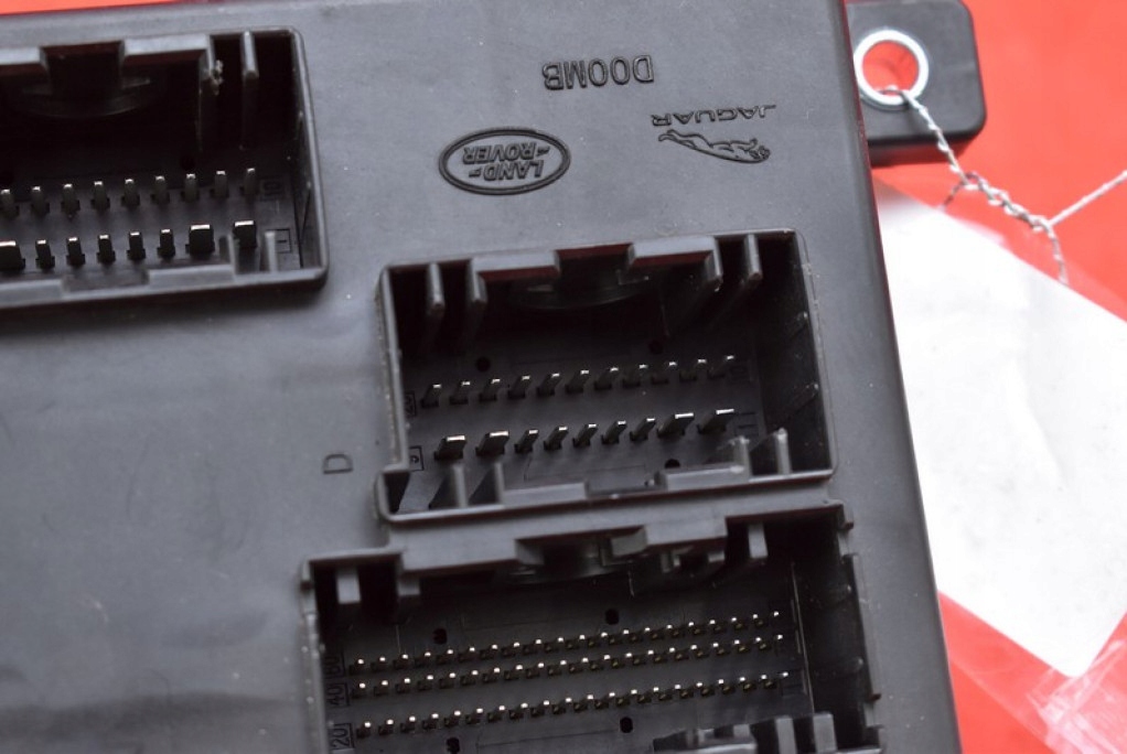 фото №12, Коробка запобіжників bsi gx73-14f041-al jaguar xe 3.0 v6 sc 340 km 14-20