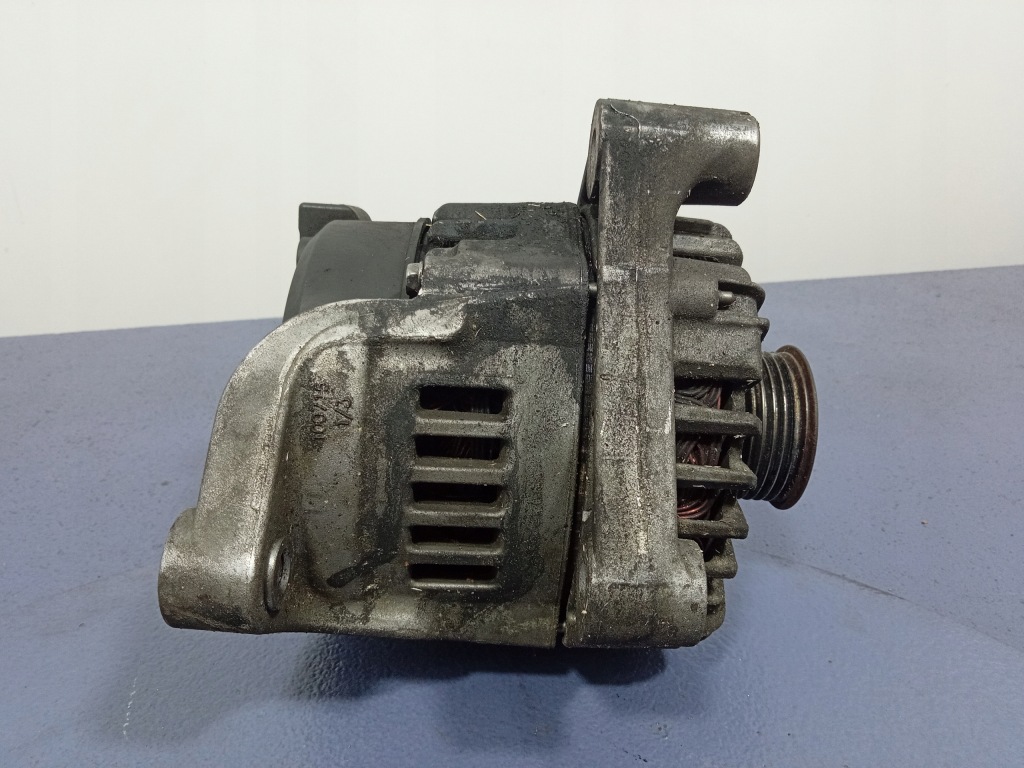 фото №7, Bmw 5 f10 f11 3.0d n57 генератор 220a 8515754