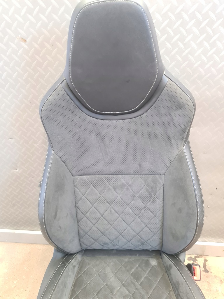 фото №14, Сидіння заднє сидіння шкіра шкіряний підігрів superb iii kombi sportline alcantara