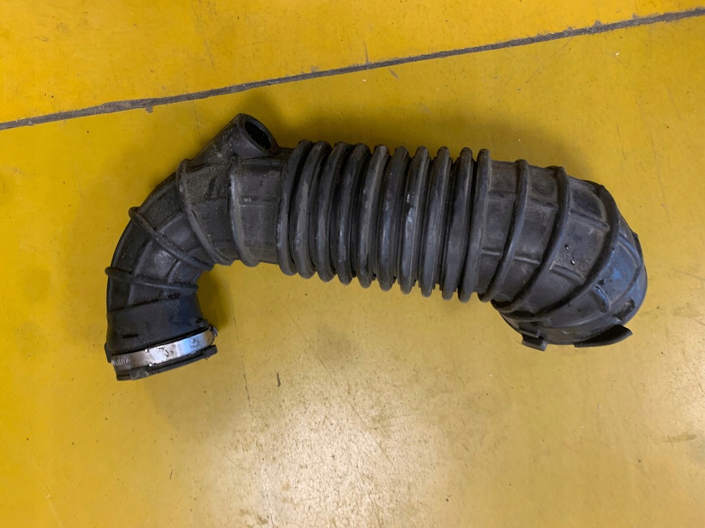 фото №1, Wąż труба воздухозаборник воздуха turbo audi a4 b8 2.0 tdi