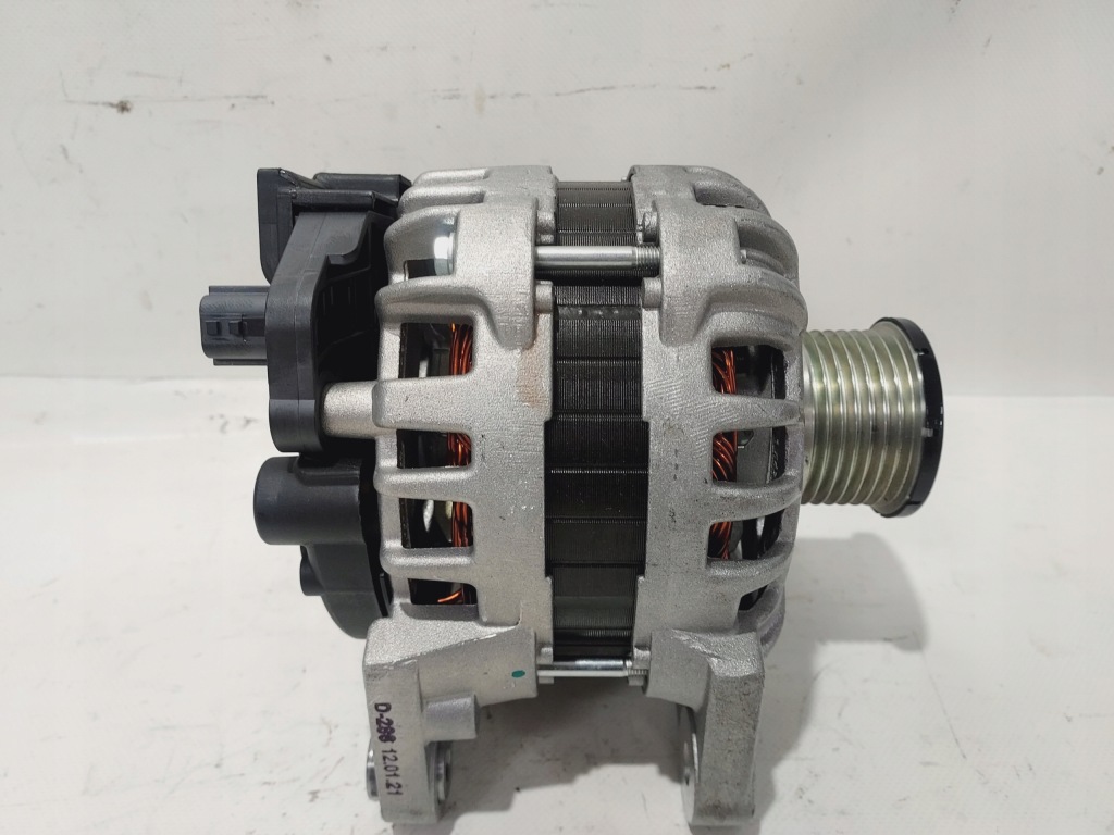 Купить Новый оригинал  генератор renault dacia smart - 231008593r , 90a 14v