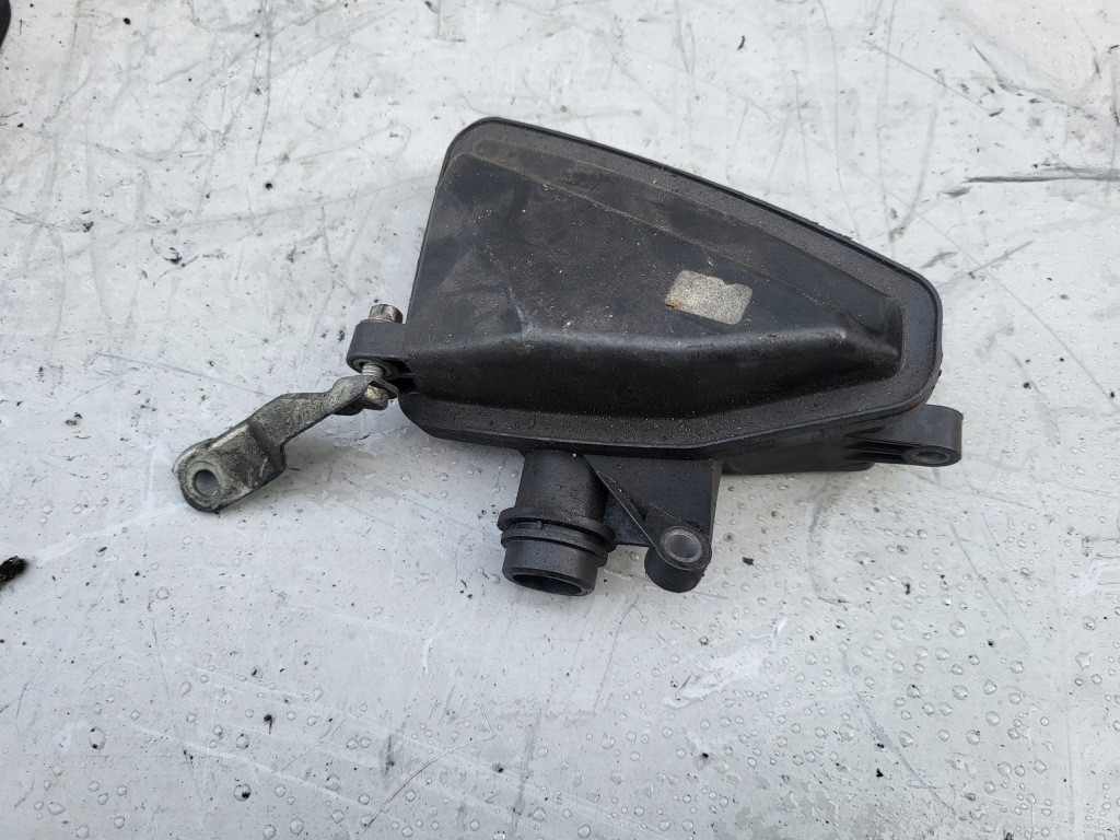 Купити Mercedes e w211 cls w219 s w221 ml w164 r w251 3.0 cdi вентиляція картера гасник шумів