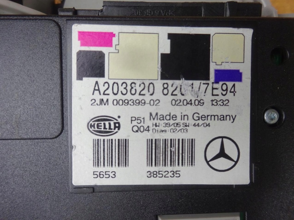 фото №4, Mercedes w203 cl203 clc лампа освещение кабины салона a2038208201