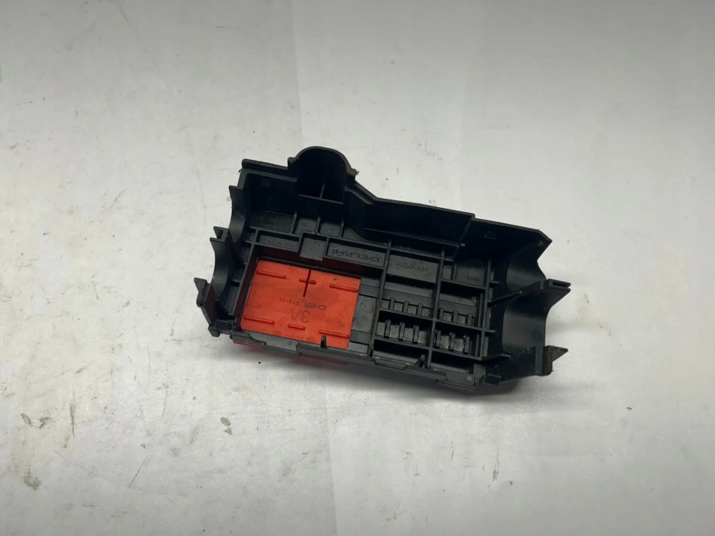 фото №10, Крышка коробка предохранителей mercedes-benz gl x166 a1665450403 4.7l