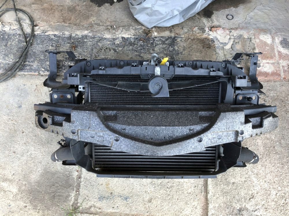 фото №1, Lancia delta 1.8 tbi pas передній радіатор wody 09